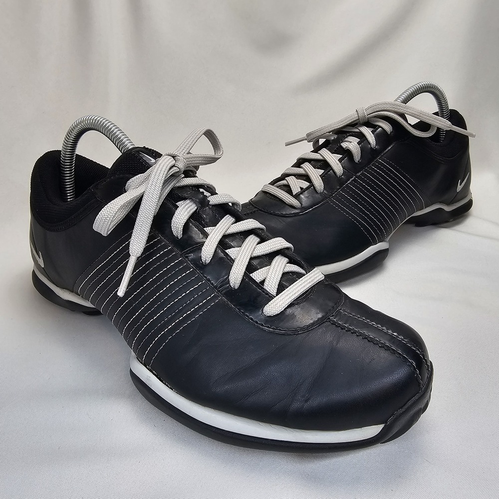 Nike Delight Women's Golf Shoes Size 9 Black White Leather Soft Spikes 335938-00